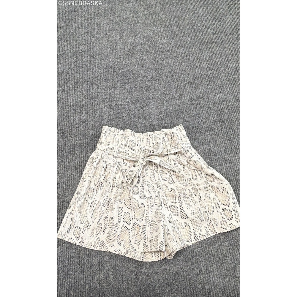 Tea & Cup Beige Women's Shorts Paperbag Snakeskin Print High Rise Belted Medium
